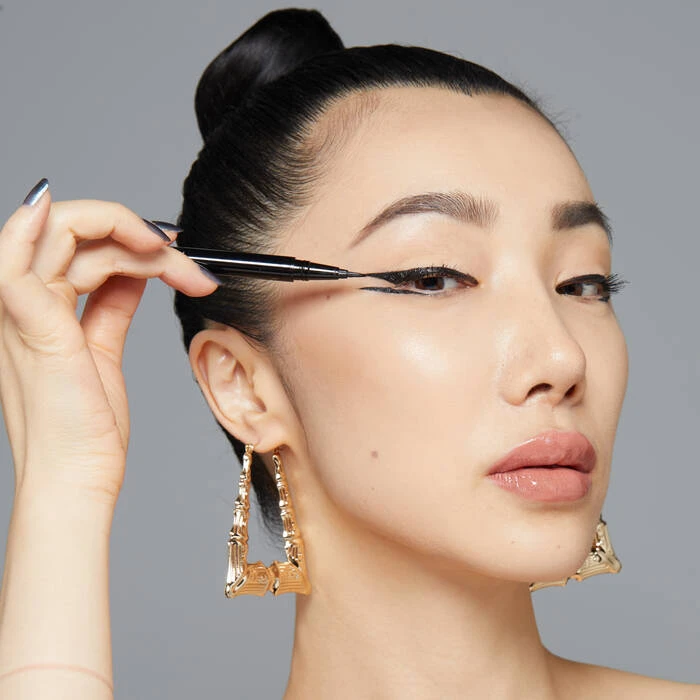 Epic Ink Waterproof Liquid Eyeliner 6 Epic Ink Waterproof Liquid Eyeliner - Image 4