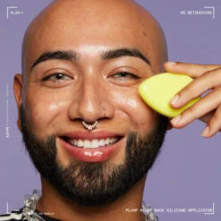 Plump Right Back Silicone Applicator -Auline Makeup NYX Professional Makeup PLUMP RGHT BCK SILICONE APPLICTR 01 0800897215323 Application Ivan 01