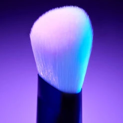 High Glass Illuminating Powder Brush 12 High Glass Illuminating Powder Brush -Auline Makeup highglassilluminatingpowderbrush alt1